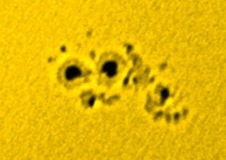 22040722_1155ut_sunspots_visible_mccrea_20090701_1070925674